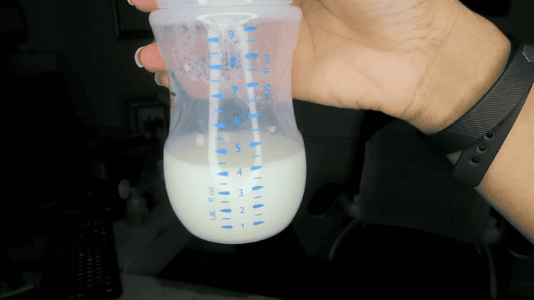 How to Use a Haakaa to Unclog a Milk Duct